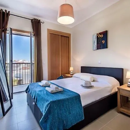 Penthouse Bela Alma Apartament *